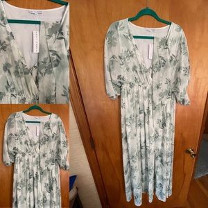 Kia kimono in floral sage from Baltic born.